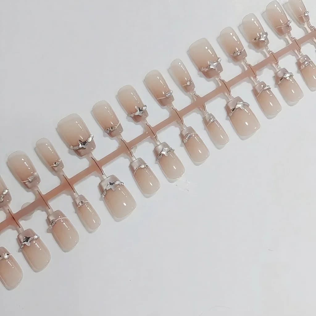 프렌치 팁 나비 라인스톤 & 캣아이 효과 붙이는 네일