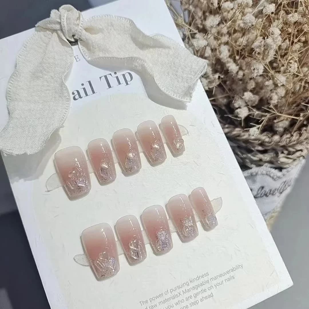 핑크 하트 라인석 숏 미디엄 코핀 부착식 네일