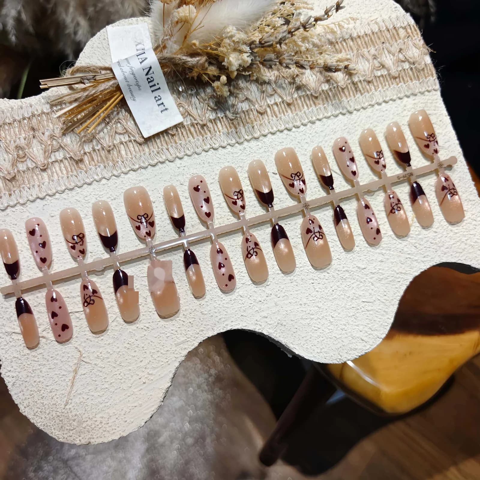 카라멜 버터플라이 캣아이 붙이는 네일 미디엄 오벌 30개입