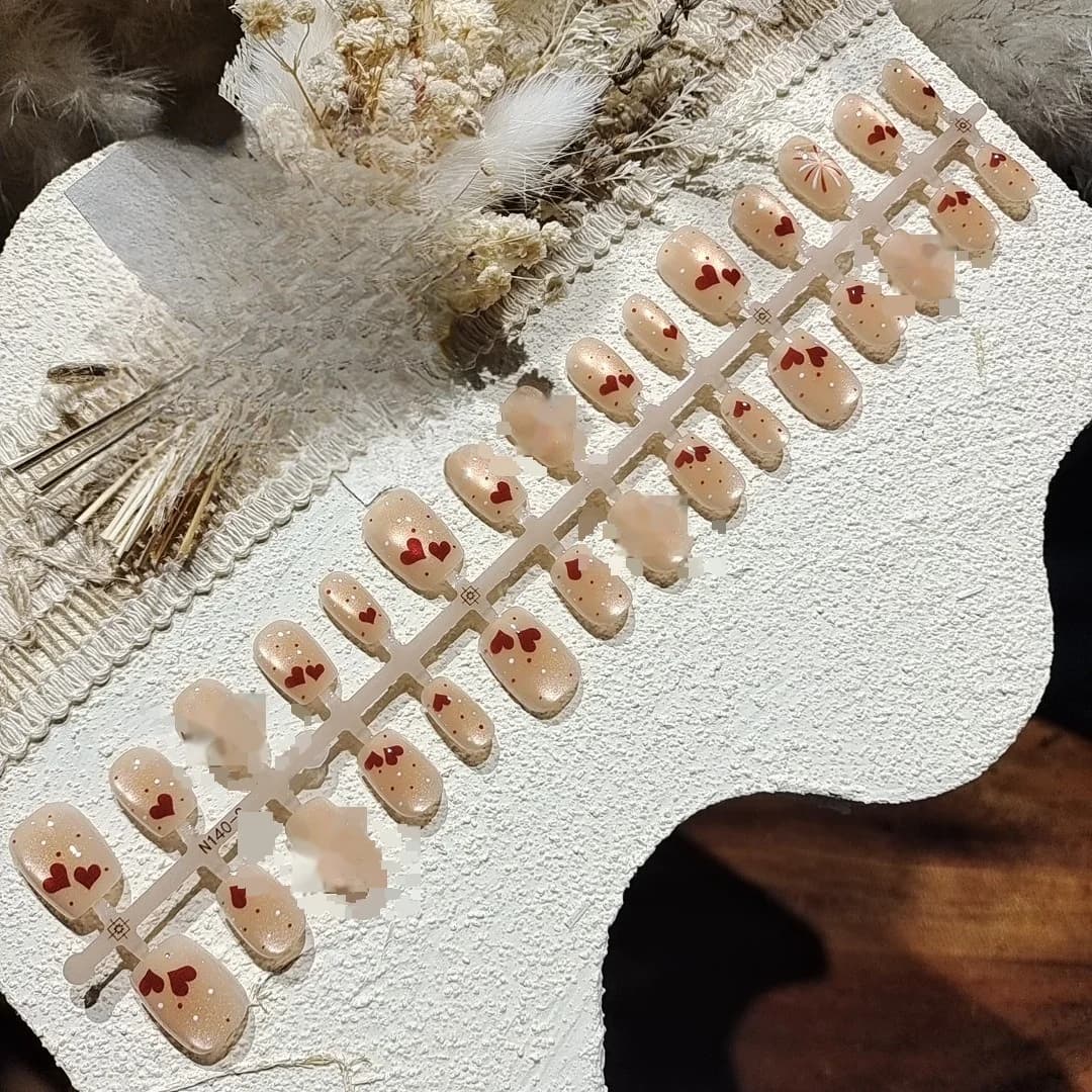 하트 & 불꽃 디자인 캣아이 숏 부착식 네일