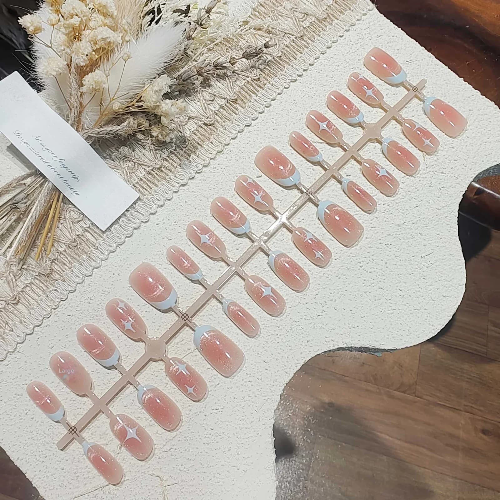 쇼트 오벌 핑크 별빛 캣아이 붙이는 네일